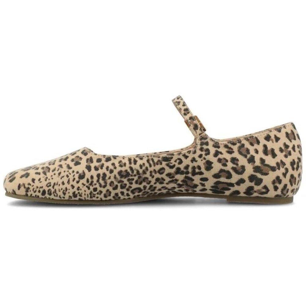 Journee Collection Women's Carrie Buckle Strap Dress Flats - Picture 4 of 5